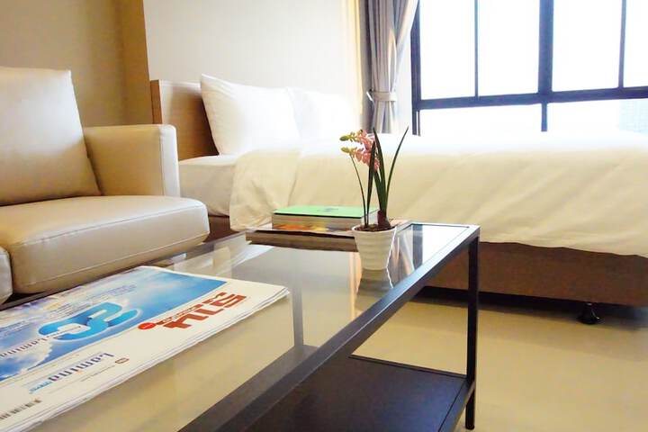 Room 48 of 73
