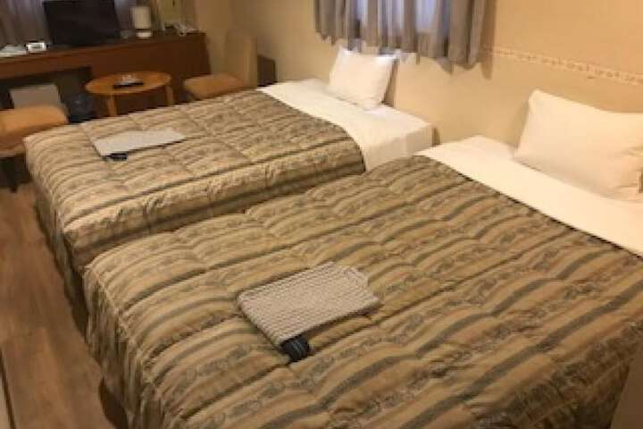 Room 26 of 63
