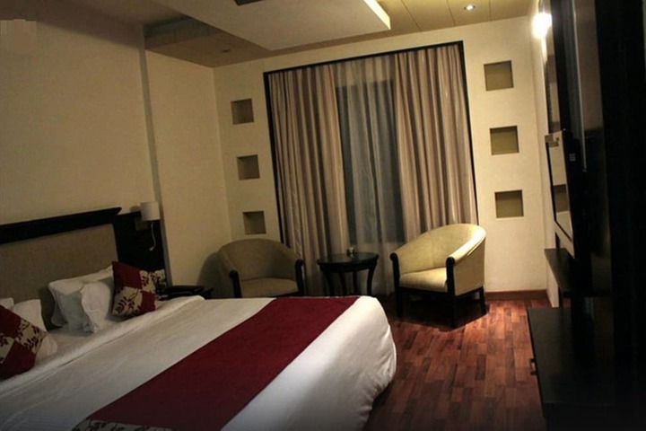 Room 6 of 41