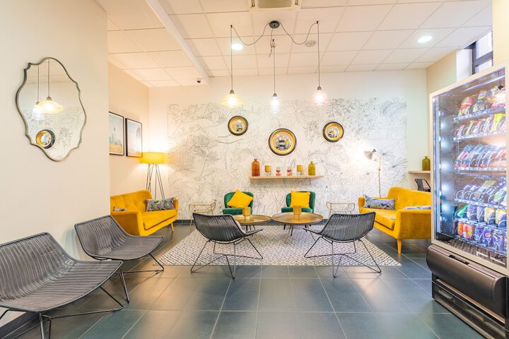 Guest Lobby