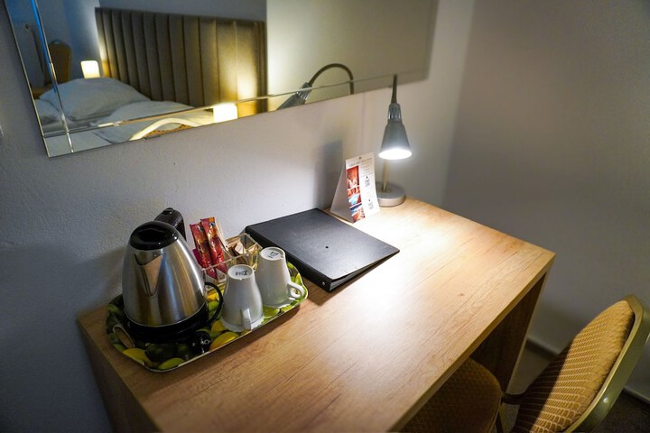 Room 60 of 89