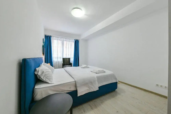 Room 2 of 15