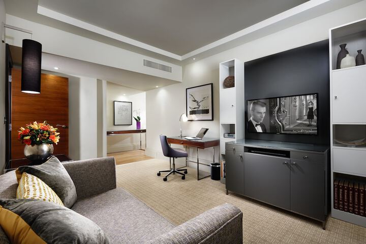 Room 63 of 142