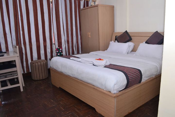 Room 19 of 39