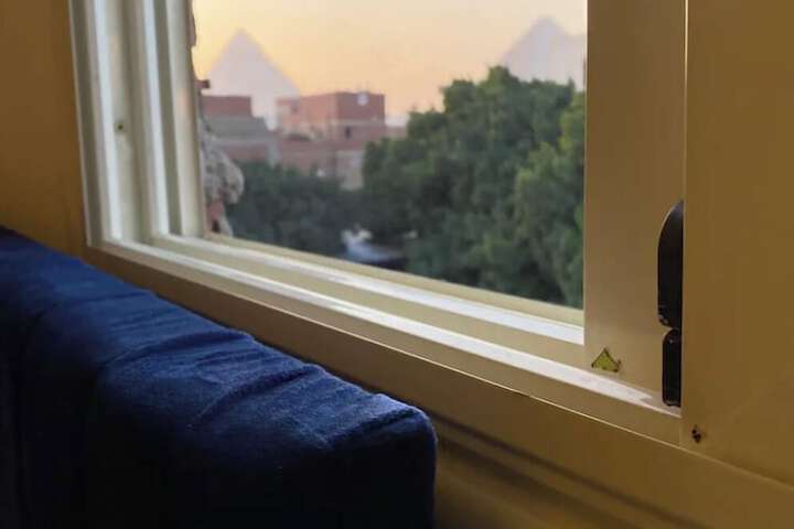 Room 9 of 27