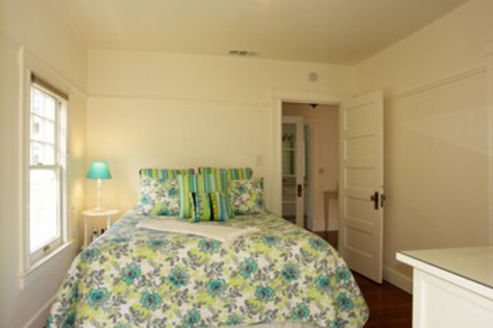 Room 19 of 21