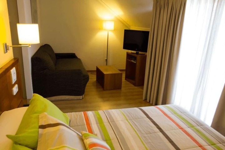 Room 16 of 46