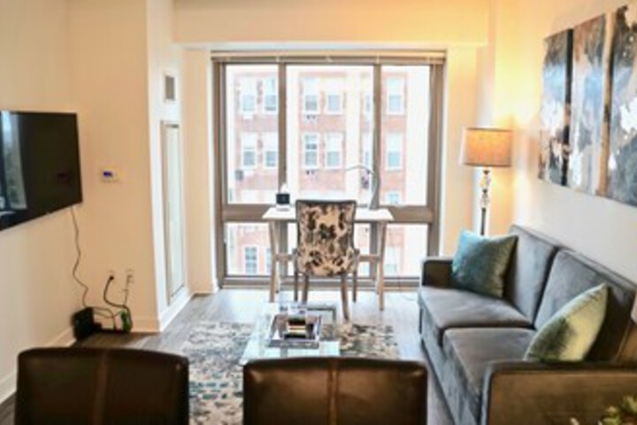 Room 12 of 18