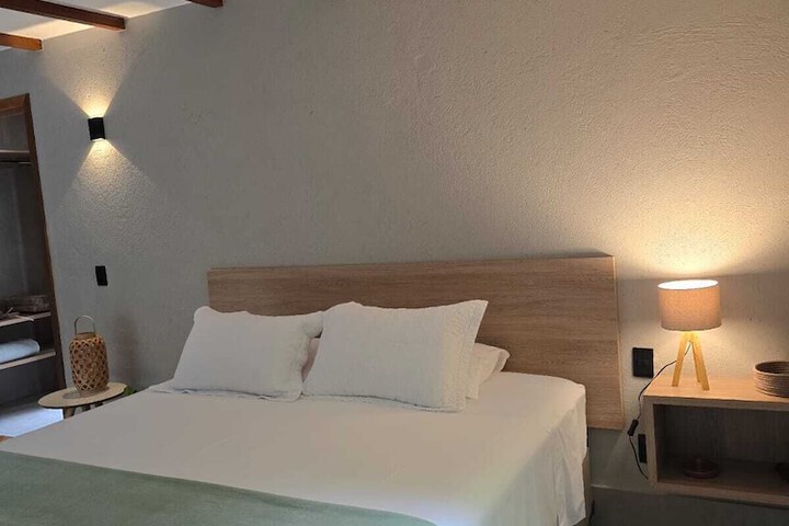 Room 30 of 54