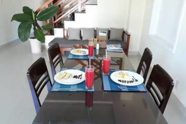 Breakfast/Coffee Service 4 of 16