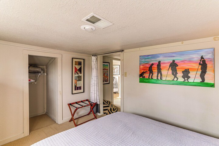 Room 11 of 41