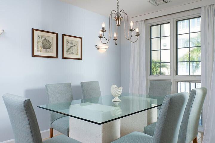 Room 74 of 214