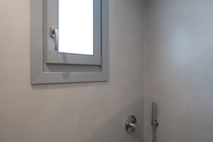 Room 33 of 44