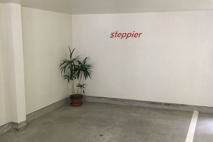 Room 2 of 34