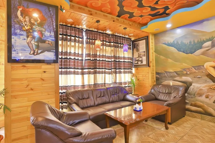 Hotel Interior 2 of 15