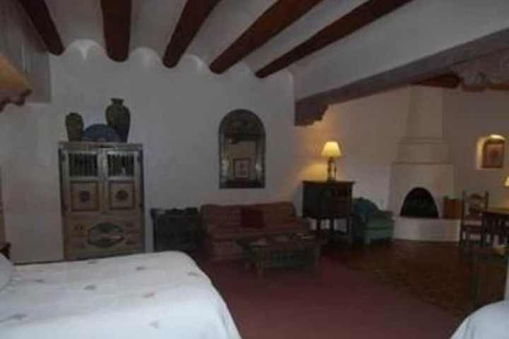 Room 10 of 62