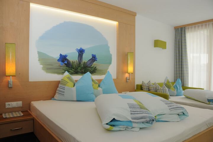 Room 29 of 71