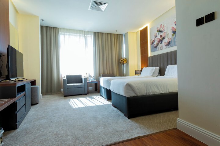 Room 13 of 23