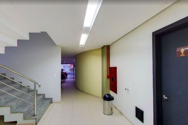 Ballroom/Hall 7 of 21