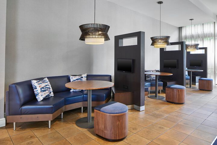 Hotel Interior 3 of 38