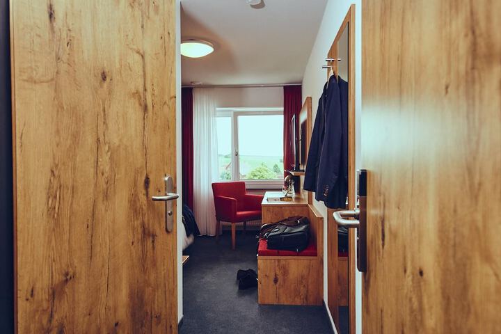 Room 10 of 47