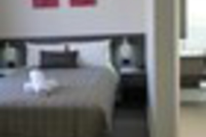 Room 38 of 144