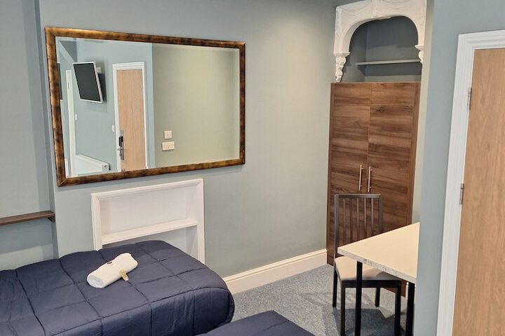 Room 158 of 283