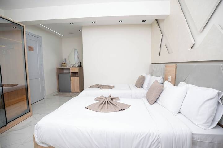 Room 21 of 47