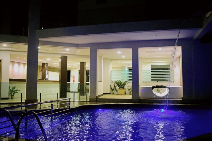 Pool 30 of 54