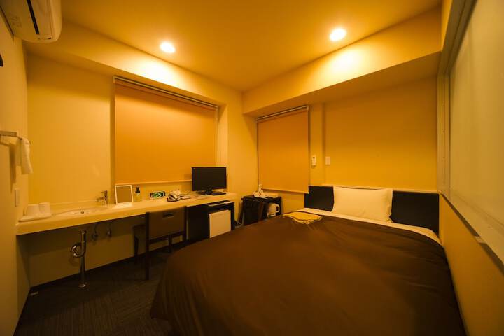 Room 14 of 46