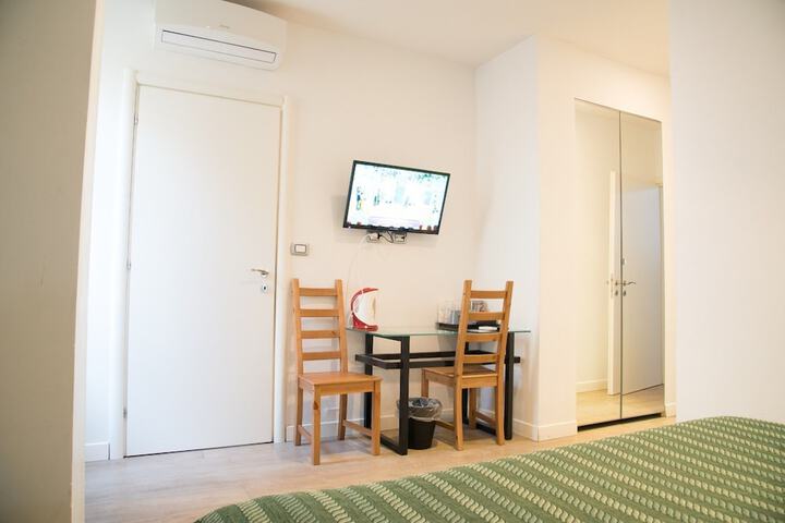 Room 18 of 26
