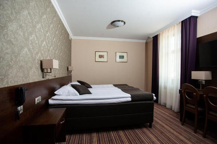 Suite Room