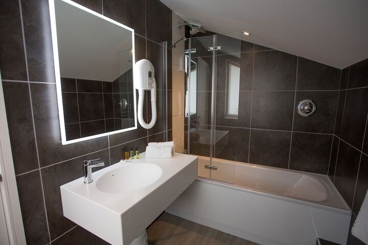 Bath Interior