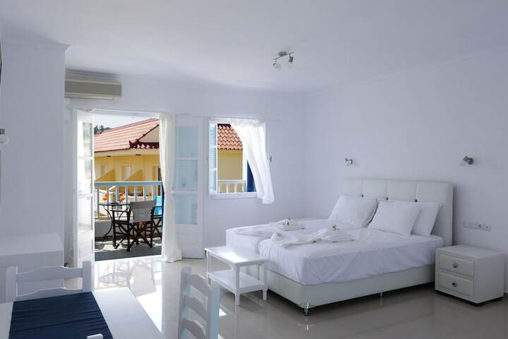Room 26 of 62