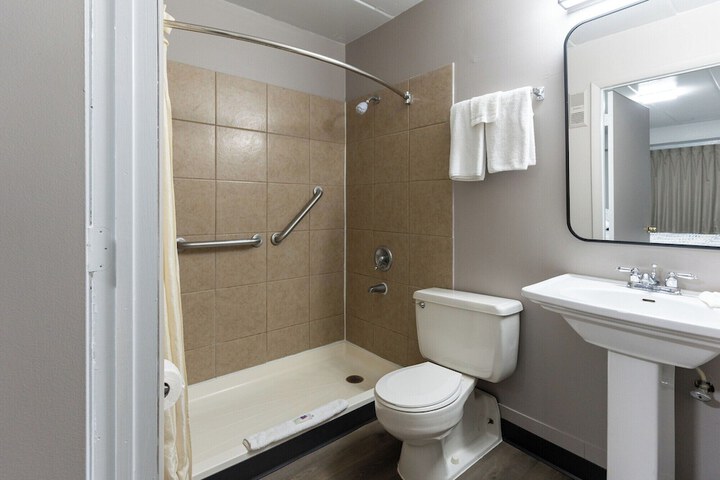 Clean Restrooms