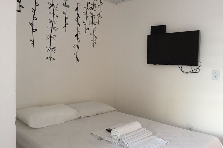 Room 11 of 28