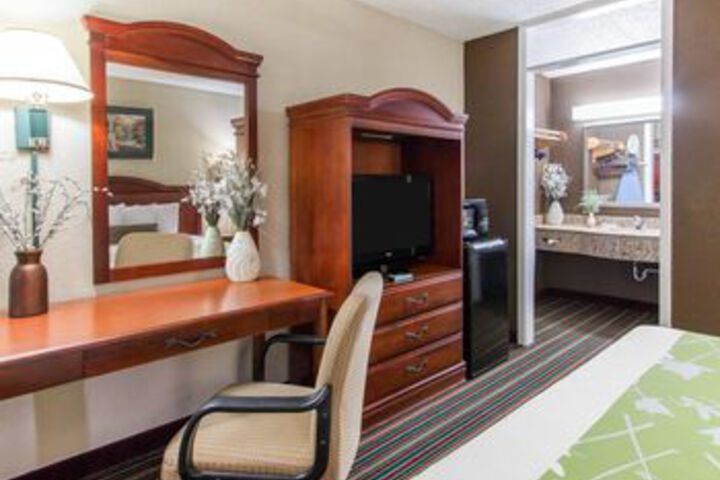 Room 37 of 109