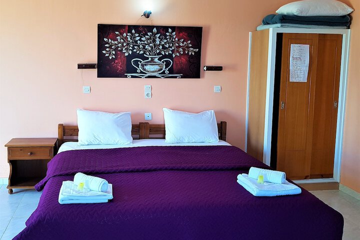 Room 12 of 53