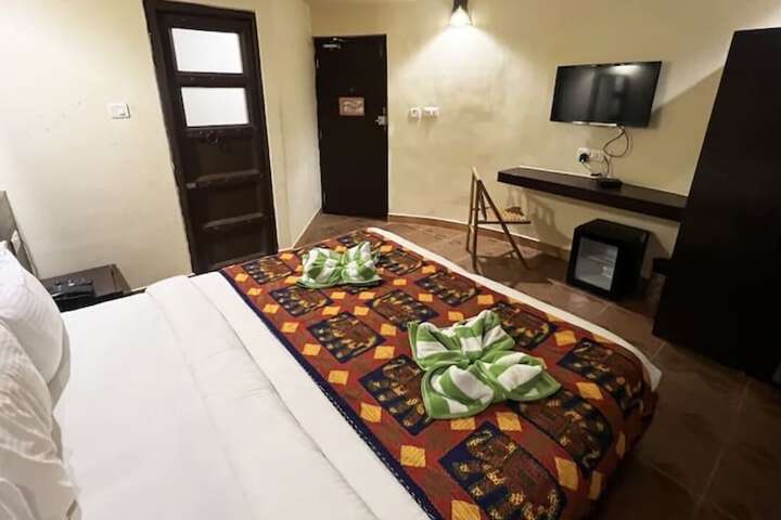 Room 4 of 55