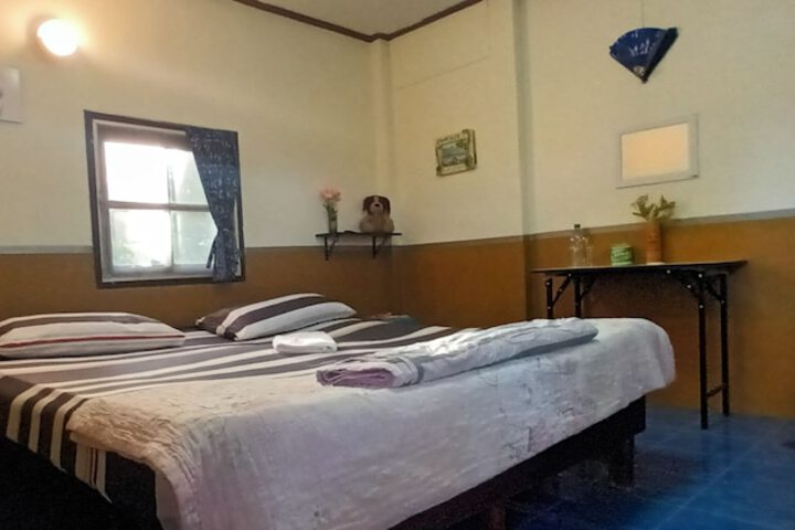 Room 30 of 104
