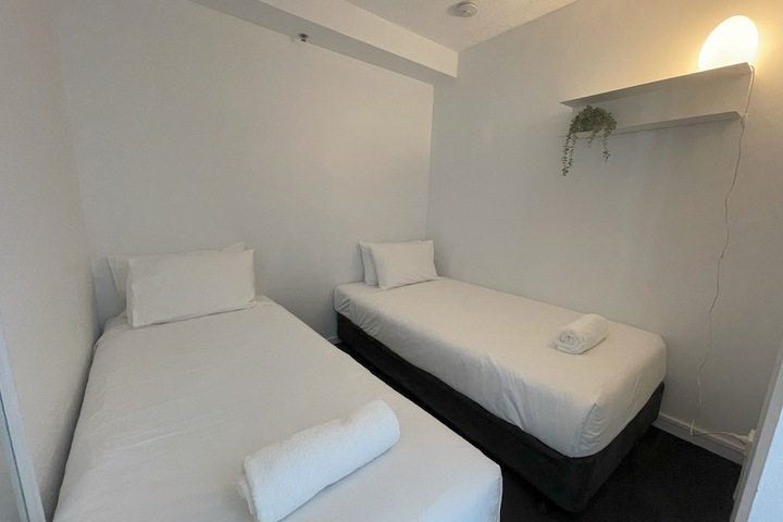 Room 5 of 57