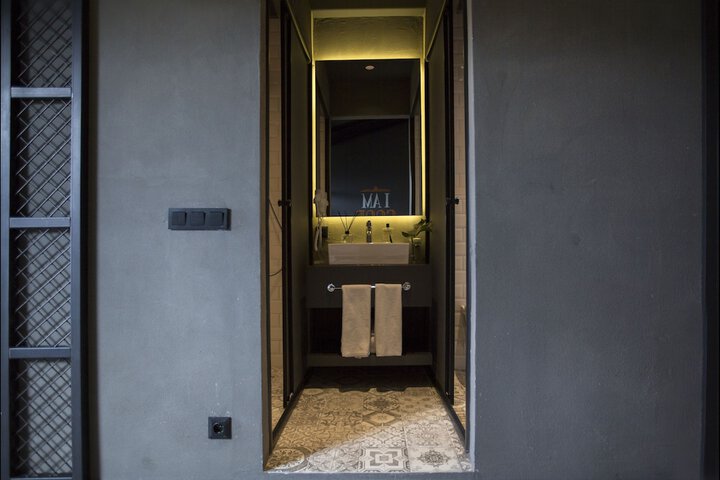 Room 95 of 130