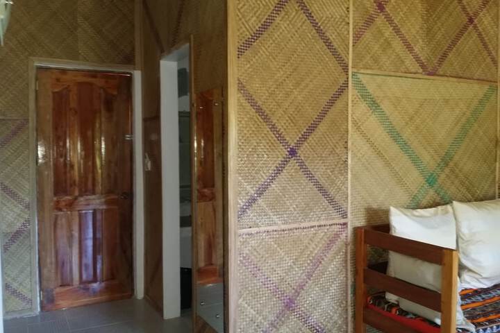 Room 7 of 47