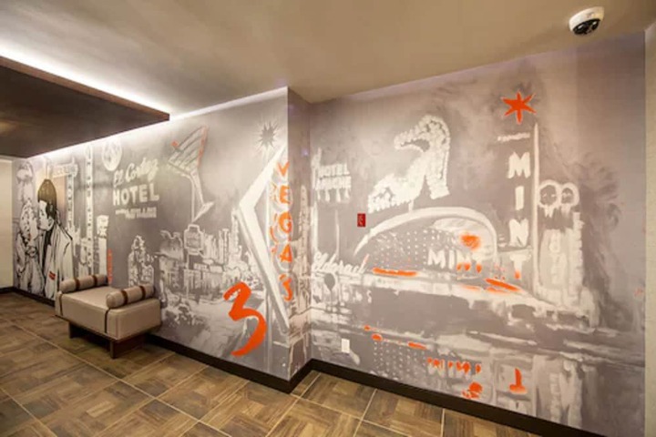 Ballroom/Hall 49 of 57