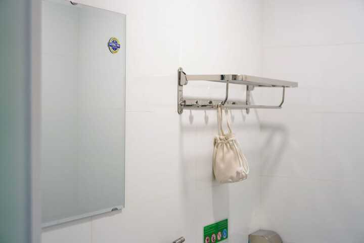 Room 167 of 307