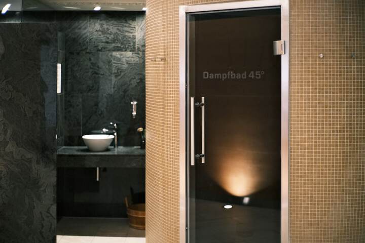Spa 33 of 81