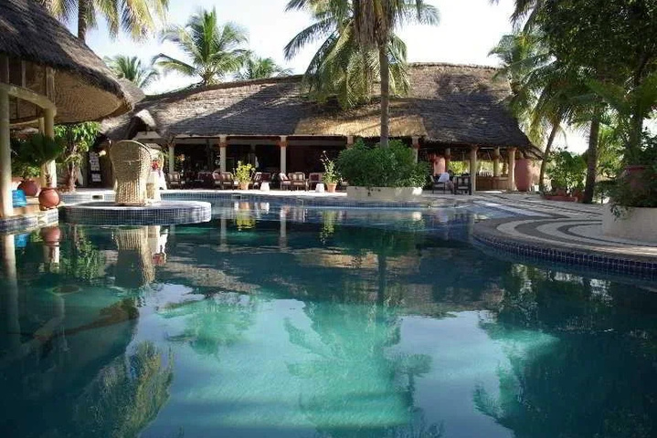 Pool 4 of 11
