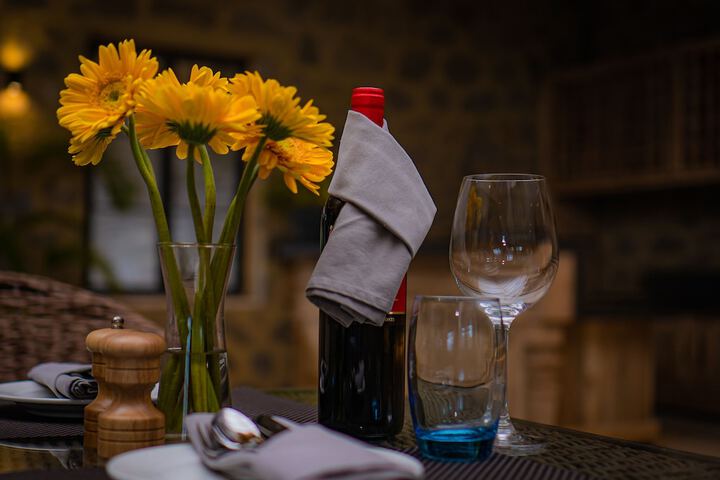 Dining 83 of 103