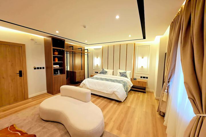 Room 45 of 72