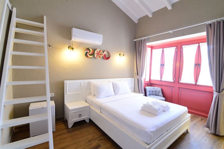 Room 17 of 57